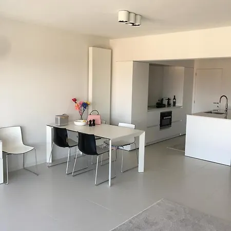 Luxe Apartment *